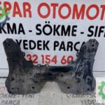 Jeep renagede  motor beşiği orjinal çıkma 18-20