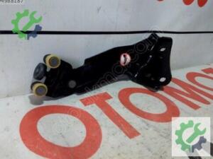 Opel Vivaro C sol sürgülü kapı menteşesi 9847162380