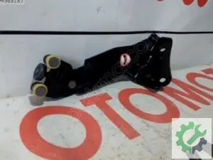 Opel Vivaro C sol sürgülü kapı menteşesi 9847162380