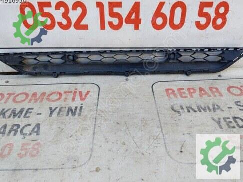 Volkswagen Tiguan Tampon Izgarası 5NA853677C çıkma parça
