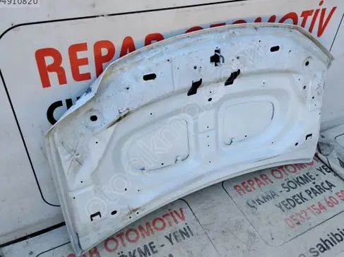 Renault R 19 Kaput 51228533R çıkma parça
