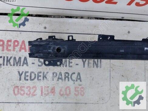 Renault Megane Ön Tampon Demiri çıkma parça
