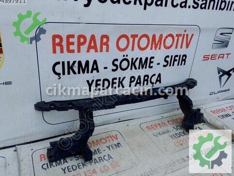 Volkswagen Transporter Ön Panel 7E0805594L çıkma parça