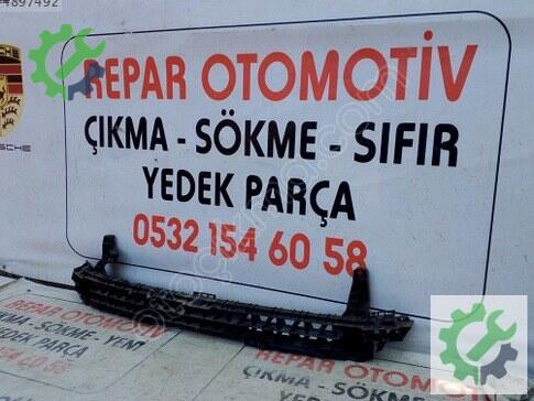 Volkswagen Transporter Tampon Braketi 7E0807699A çıkma parça