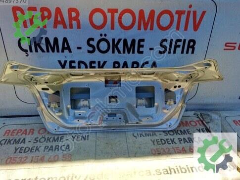 Ford Tourneo Courier Bagaj Kapağı çıkma parça