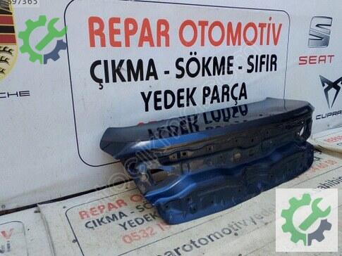 Toyota Corolla Bagaj Kapağı çıkma parça