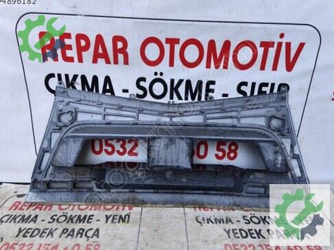 Mercedes-Benz Actros Ön Panjur A9608856401 çıkma parça