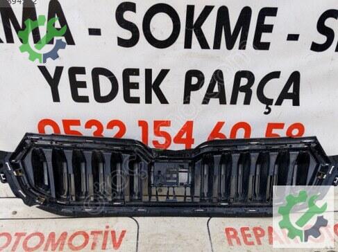 Skoda Kamiq Ön Panjur 658853653 çıkma parça