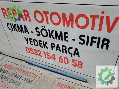 Renault Clio Kapı Çıtası 801862526R çıkma parça
