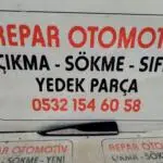 Clio 4 Sağ Arka Kapı Çıtası 2013-2020 828762614R orjinal çıkma