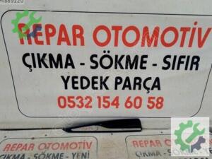 Clio 4 Sağ Arka Kapı Çıtası 2013-2020 828762614R orjinal çıkma