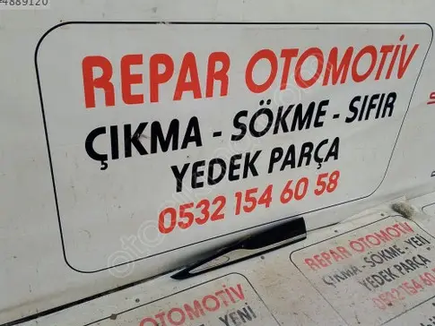 Renault Clio Kapı Çıtası 2013-2020 çıkma parça