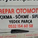 Clio 4 Sağ Arka Kapı Çıtası 2013-2020 828762614R orjinal çıkma