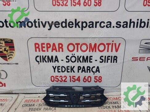 Dacia Sandero Ön Panjur 623109870R çıkma parça