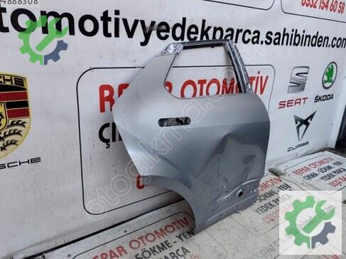 Toyota C-HR Hybrid Sağ Arka Bagaj çıkma parça