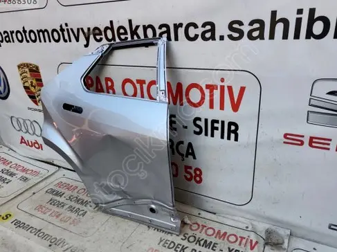 Toyota C-HR Hybrid Sağ Arka Bagaj çıkma parça