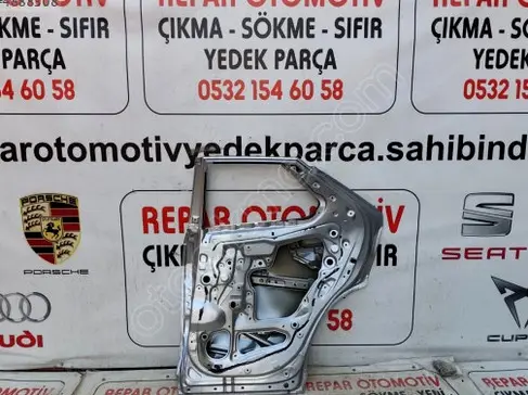 Toyota C-HR Hybrid Sağ Arka Bagaj çıkma parça