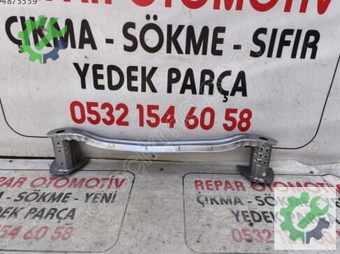 Toyota Corolla Arka Tampon Demiri çıkma parça