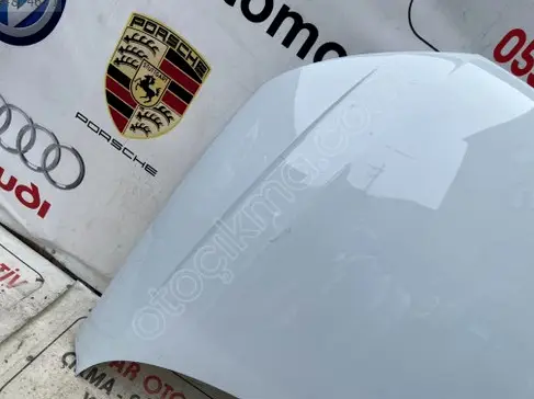 Audi A4 Kaput çıkma parça