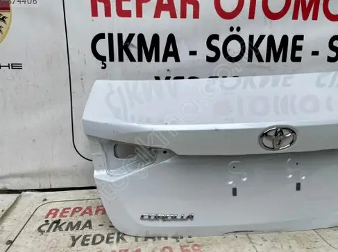 Toyota Corolla Bagaj Kapağı 2013-2018 çıkma parça