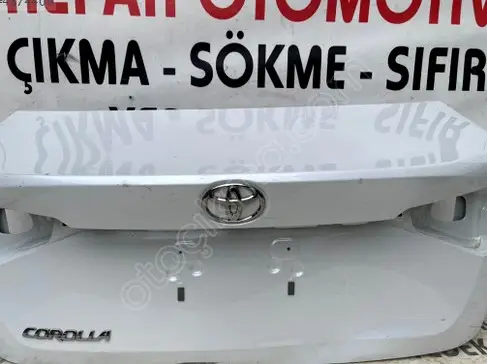 Toyota Corolla Bagaj Kapağı 2013-2018 çıkma parça
