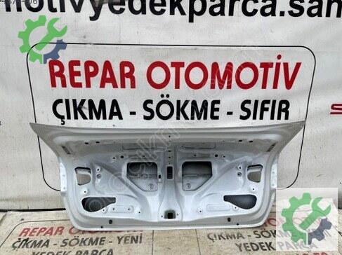 Toyota Corolla Bagaj Kapağı 2013-2018 çıkma parça
