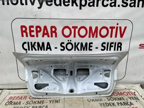 Toyota Corolla Bagaj Kapağı 2013-2018 çıkma parça