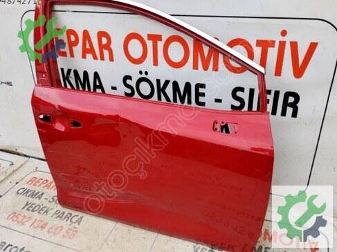Toyota Corolla Sağ Ön Kapı çıkma parça