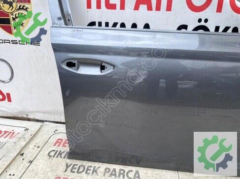 Skoda Octavia Sağ Ön Kapı çıkma parça
