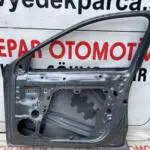 Skoda Octavia sağ ön kapı 2025 2026 orjinal çıkma