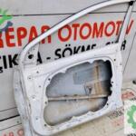 Hyundai i30 sağ ön kapı orjinal çıkma