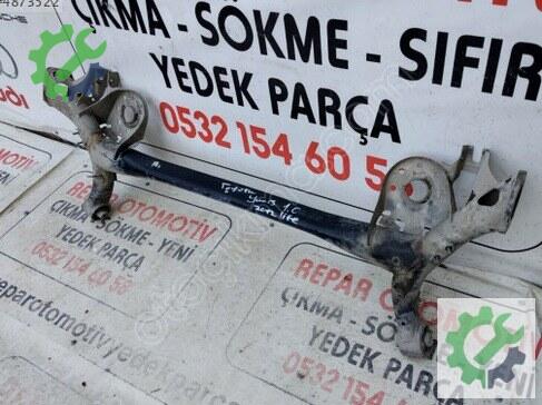 Toyota Yaris Arka Dingil çıkma parça