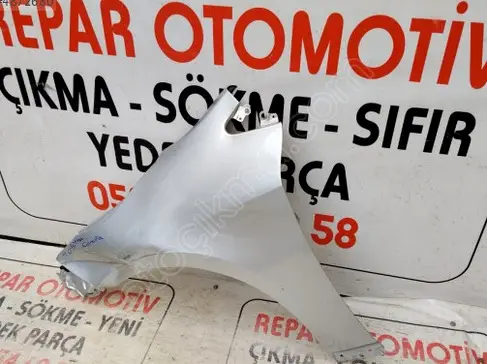 Toyota Corolla Sol Ön Çamurluk çıkma parça