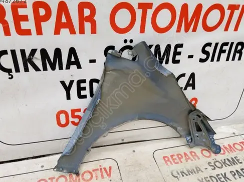 Toyota Corolla Sol Ön Çamurluk çıkma parça