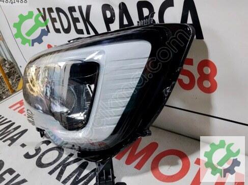 Renault Megane Sol Ön Far 260607867R çıkma parça