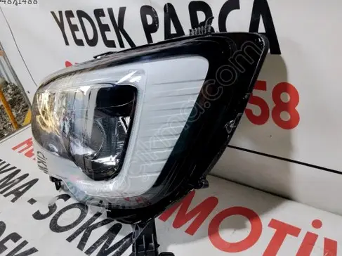 Renault Megane Sol Ön Far 260607867R çıkma parça