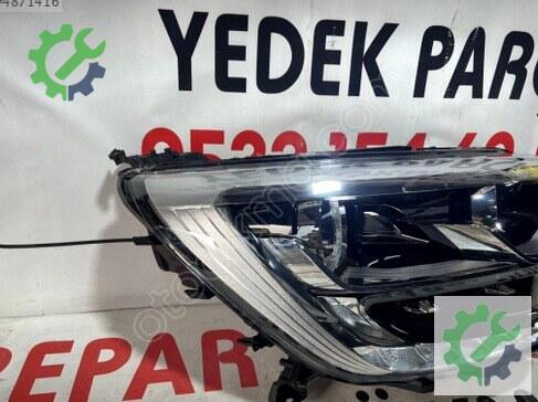 Renault Clio Sağ Ön Far çıkma parça
