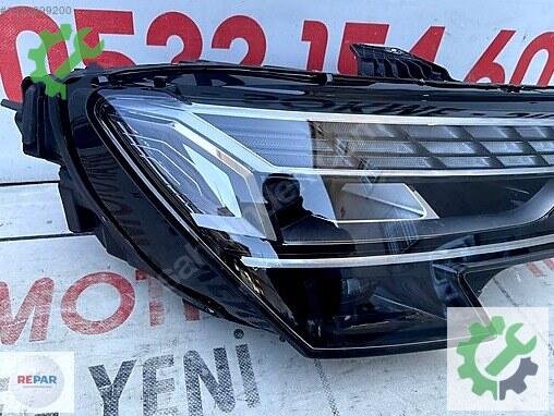 Audi A3 Sağ Ön Far 8Y0941034D çıkma parça