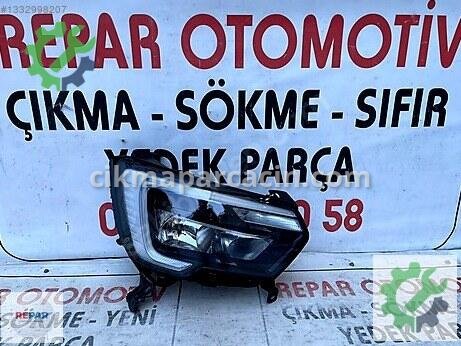 Renault Master Sağ Ön Far çıkma parça