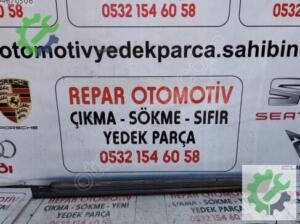 Toyota Corolla sol marşpiyel kaplaması 7586002230 orjinal çıkma