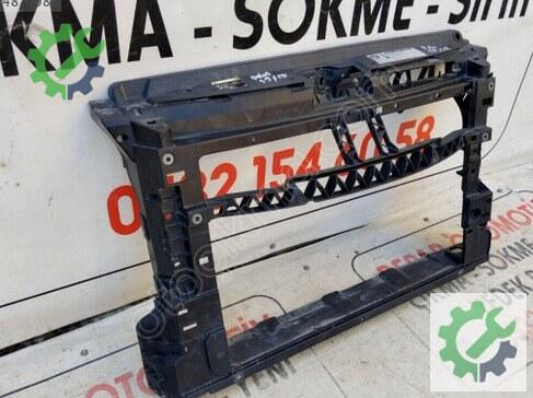 Volkswagen Polo Ön Panel çıkma parça