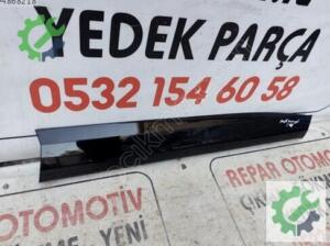 Renault austral sağ ön kapı çıtası 808203097r orijinal çıkma
