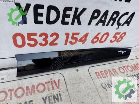Renault Austral Kapı Çıtası çıkma parça