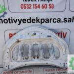 Toyota Corolla motor kaputu beyaz orijinal çıkma