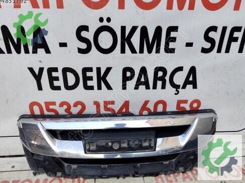 Isuzu D-Max Ön Panjur çıkma parça