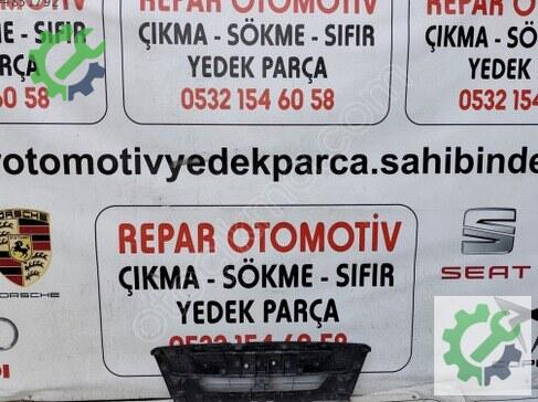 Isuzu D-Max Ön Panjur çıkma parça