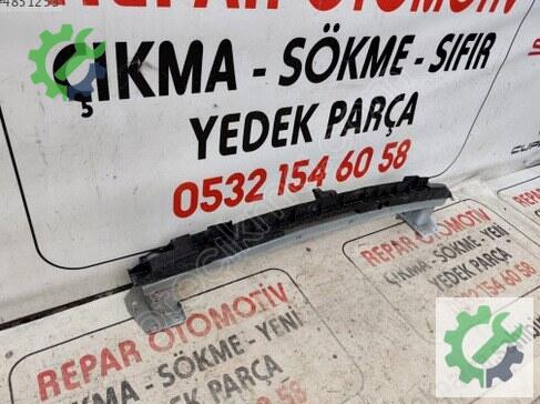 Renault R 5 Ön Tampon Demiri çıkma parça