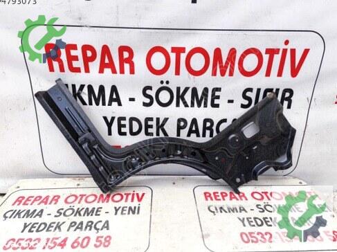Volkswagen Transporter Kapı Direği çıkma parça