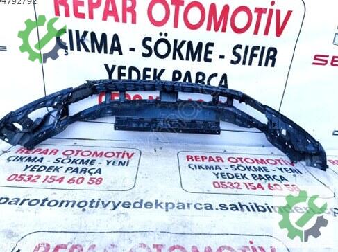 Volkswagen Tiguan Ön Tampon 5NA805903A çıkma parça