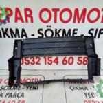 Renault traficc 3 radyatör davlumbazı 628201400r orijinal çıkma
